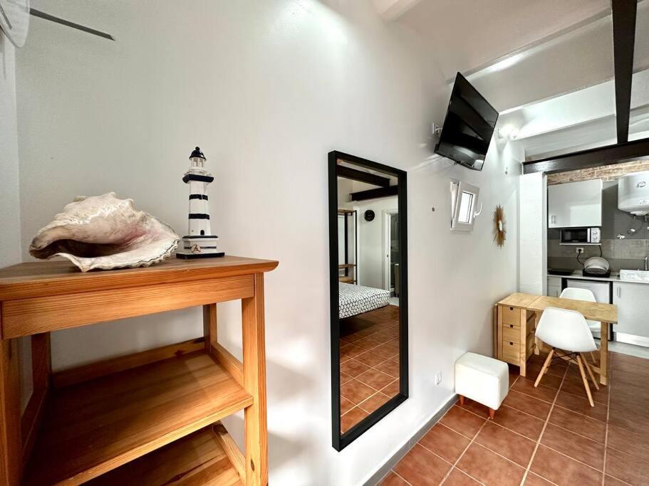 Nuevos Apartamentos Frente Al Mar Y A La Playa 卡斯特尔德费尔斯 外观 照片